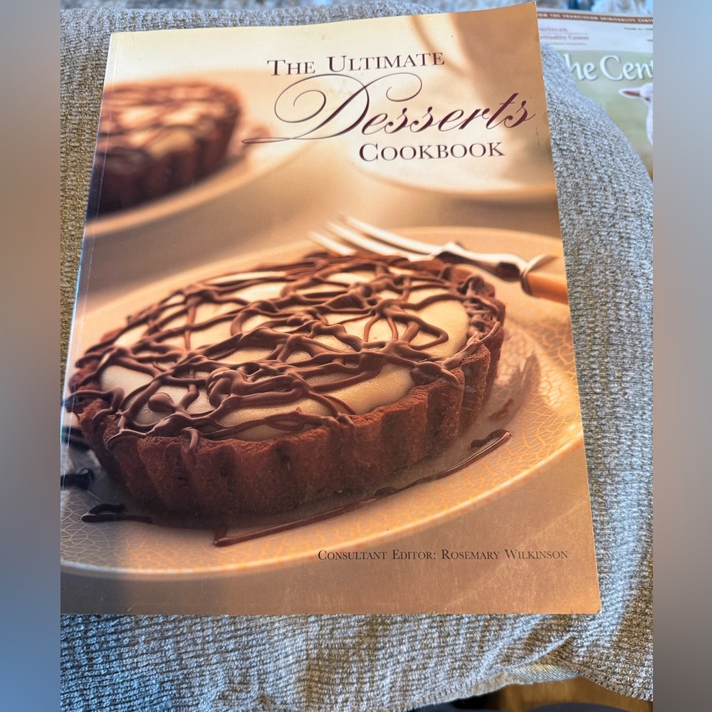 The Ultimate Desserts Cookbook